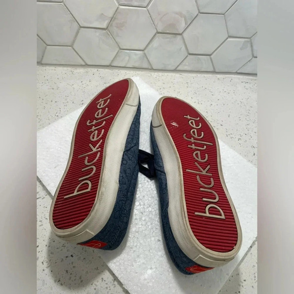 Bucketfeet Woman’s Size 8.5 Eyeglass Blue Sneakers Novelty Spectacles Funky - Picture 10 of 10